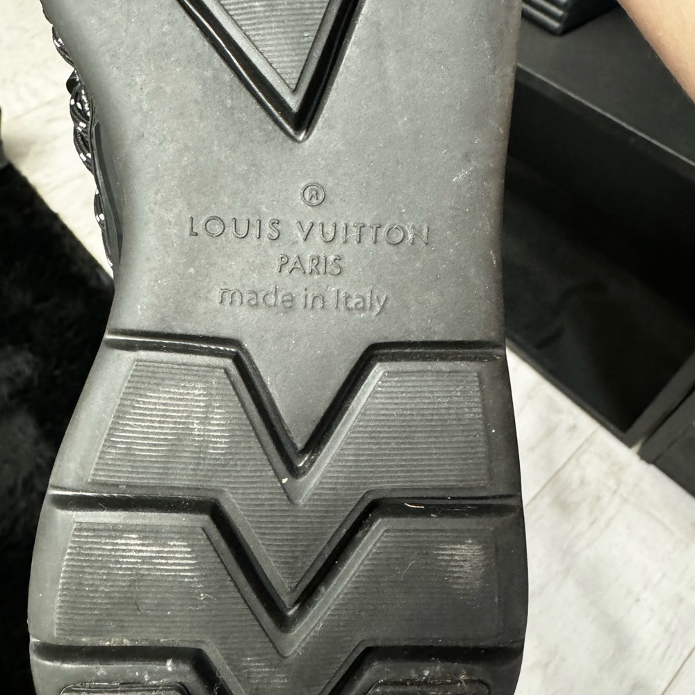 Authentic Louis Vuitton Sneakers - Picture 4 of 5